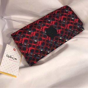 Kipling wallet new with tags 8”/4”
